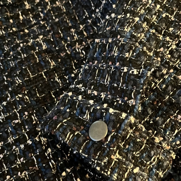 STUNNING NWT GAP ICONIC TWEED JACKET BLUE/ BLACK/ WHITE/ SILVER SIZE L FREE 🎁 - Picture 7 of 11